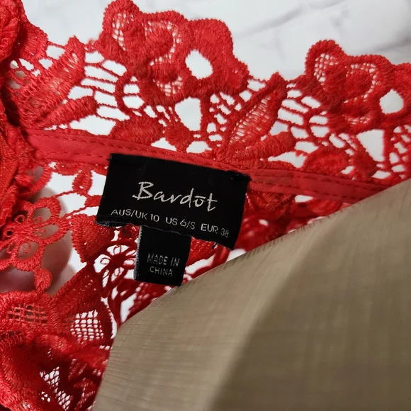 Bardot Elise Crochet Lace Dress in Poppy Red Sleeveless High Neck S/6 - Picture 12 of 15